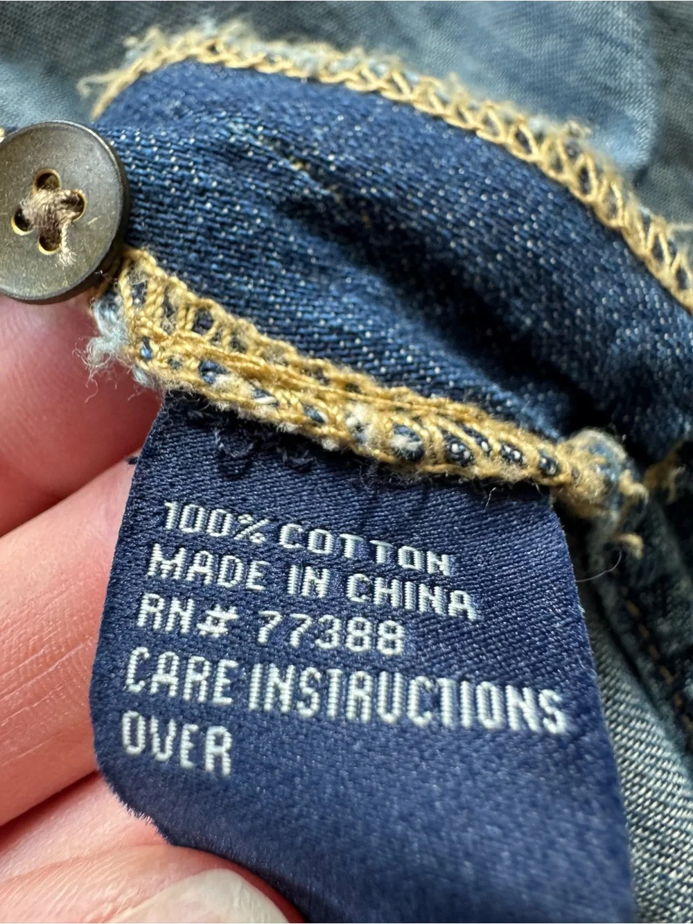 Madewell Tuckable Denim Shirt in Greendale Wash Large - Picture 6 of 6